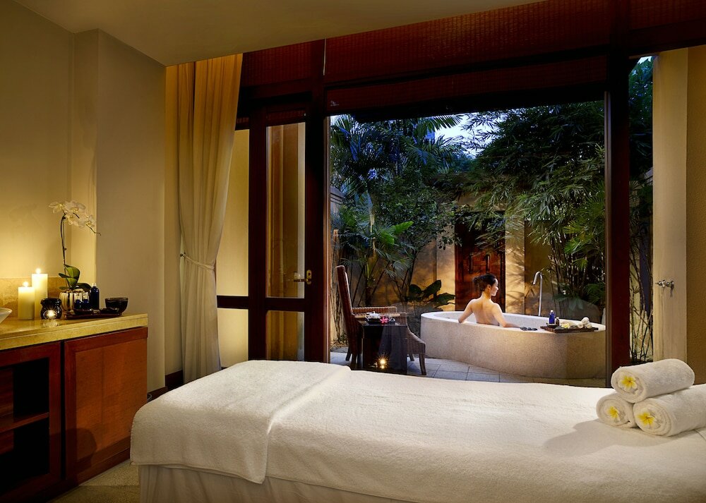 Фото Hillview Golf Hotel