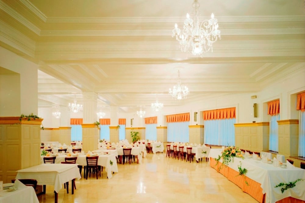 Фото Hotel Asturias