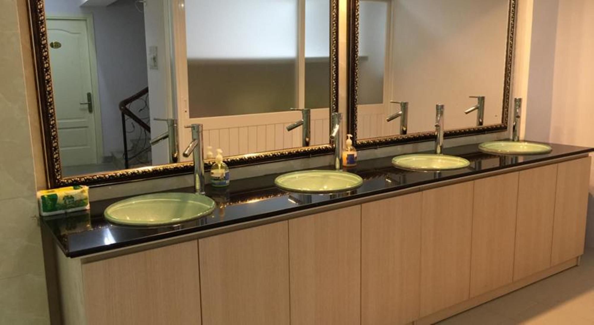 Фото Galaxy Boutique Hotel