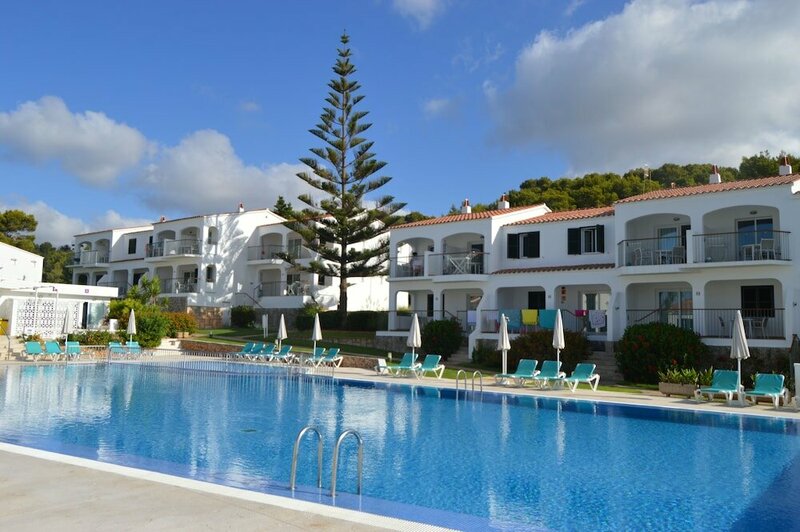 Apartamentos Seth Mestral y Llebeig