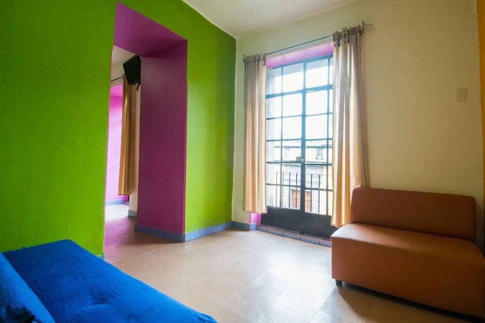 Фото Amigo Suites