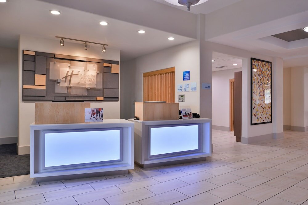 Фото Holiday Inn Express & Suites San Antonio Nw - Medical Area, an Ihg Hotel