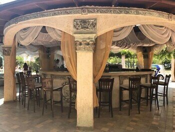 Фото Golden Pearl Hotel