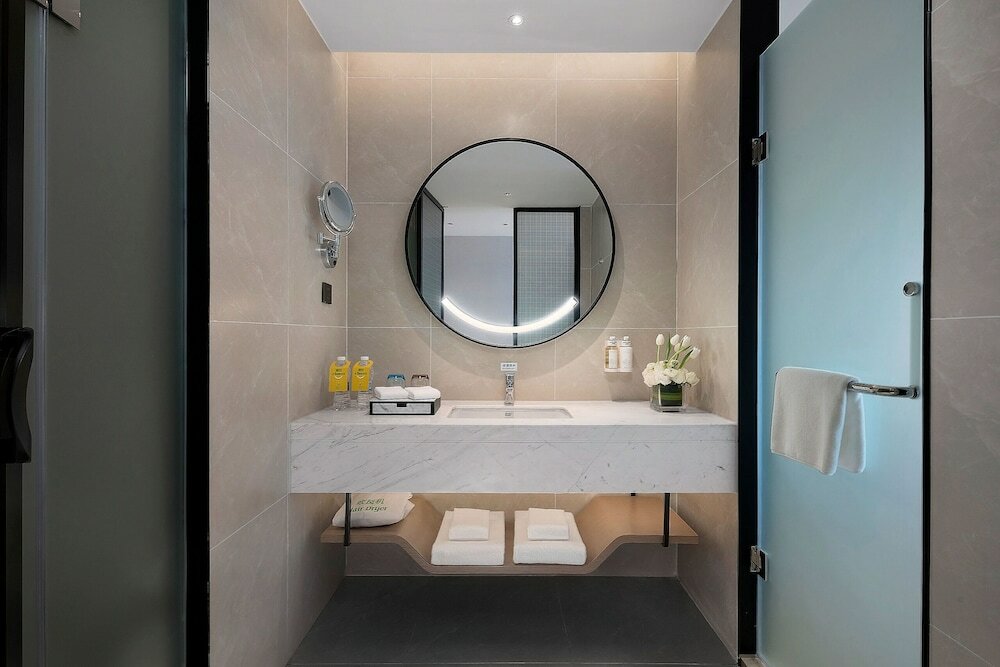 Фото Holiday Inn Hotel And Suites Wuhan New City, An Ihg Hotel