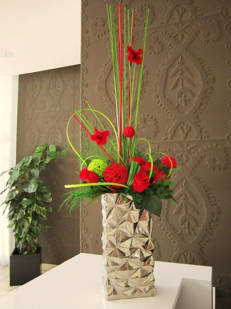 Фото Lagrange apart’HOTEL Toulouse Saint-Michel