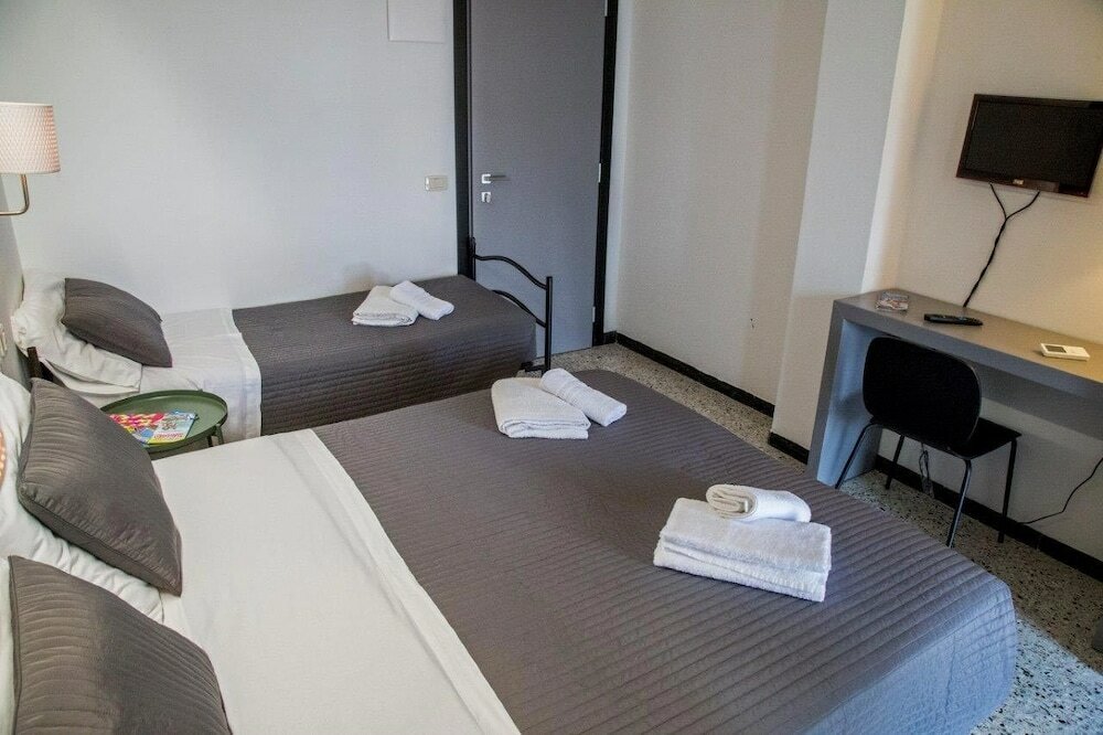 Фото Hotel Hollywood