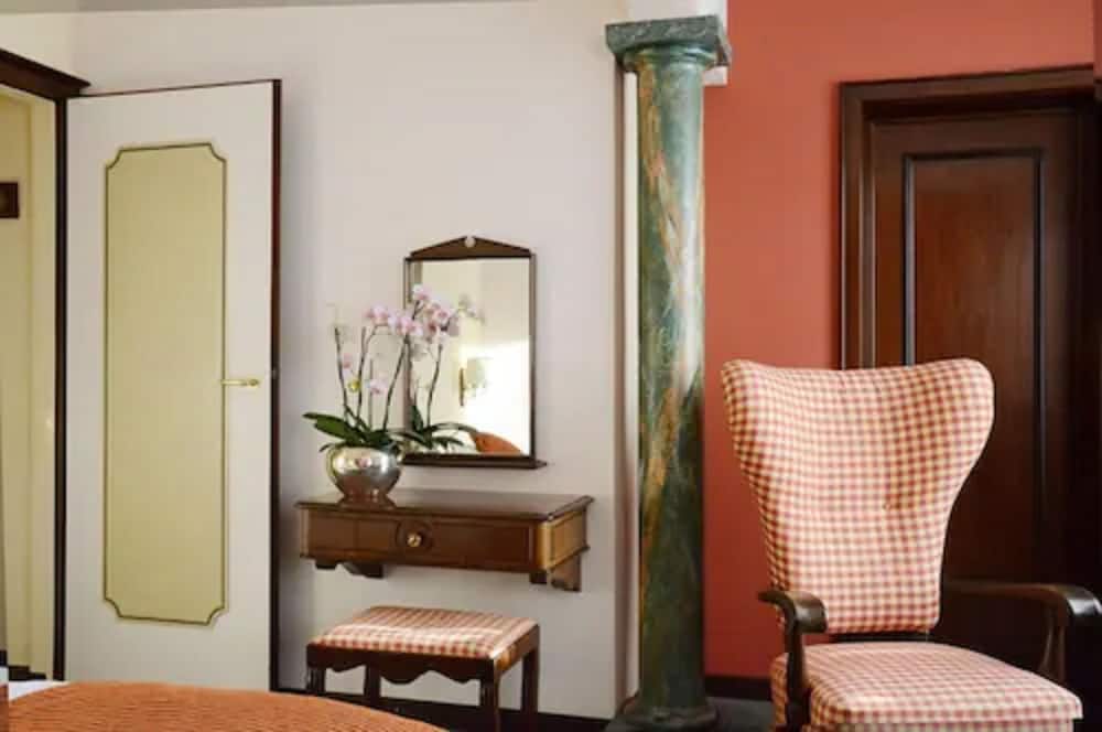 Фото Athmos Hotel