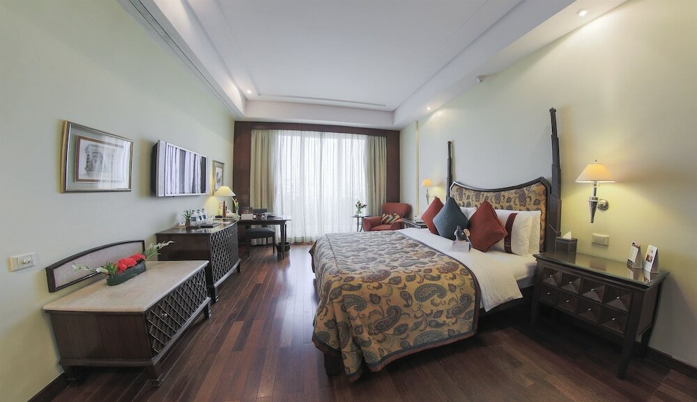 Фото The LaLiT Mumbai