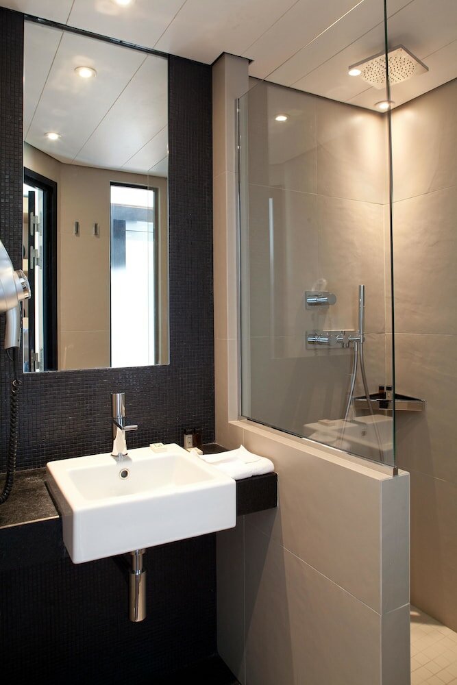 Фото Hotel Marceau Champs Elysees