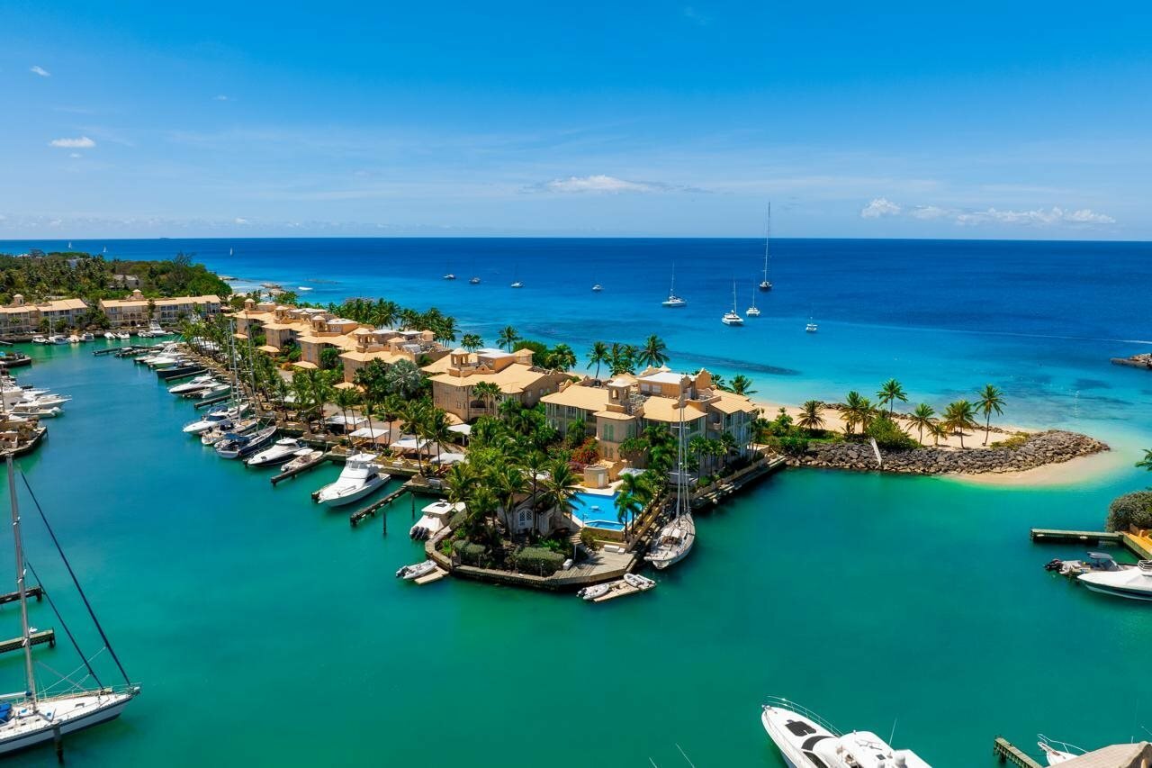 Фото Port St Charles