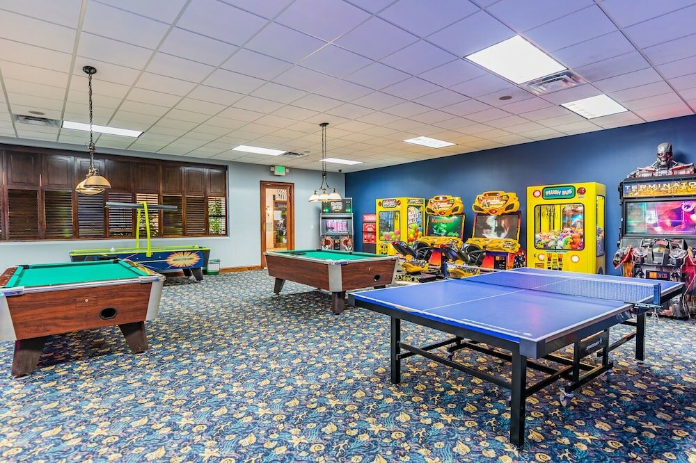 Фото Contemporary 4 Bed 3 Bath Town Home With Upgrades, Private Pool i Close to Disney, Shopping