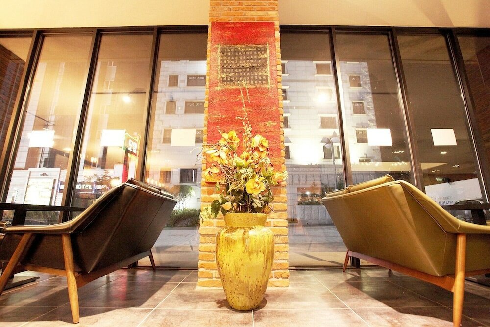 Фото Suwon Yeongtong Bali 2