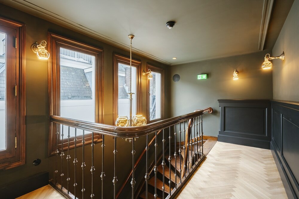 Фото Hotel The Noblemen