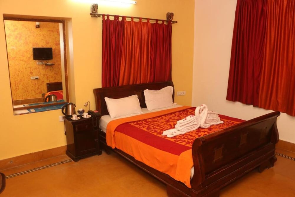 Фото The Elite Castle