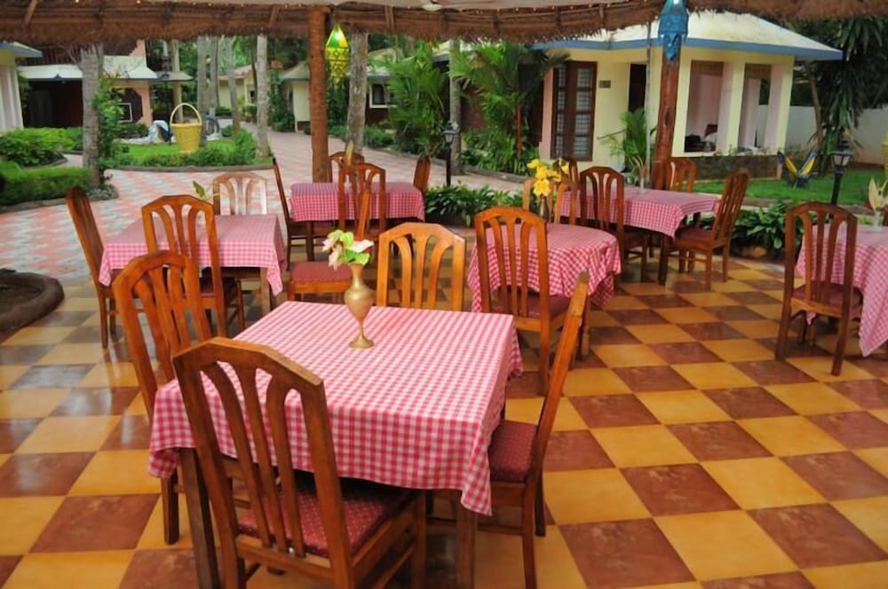 Фото Akhil Beach Resort