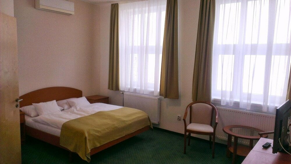 Фото Broadway City Guesthouse