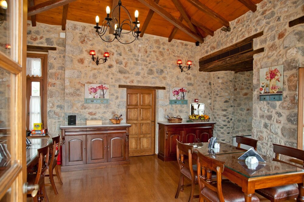 Фото Hatzipanayiotis