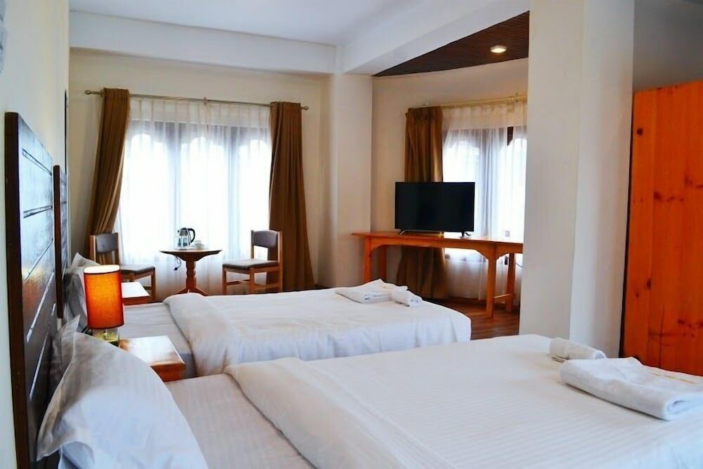 Фото Hotel Om Tara