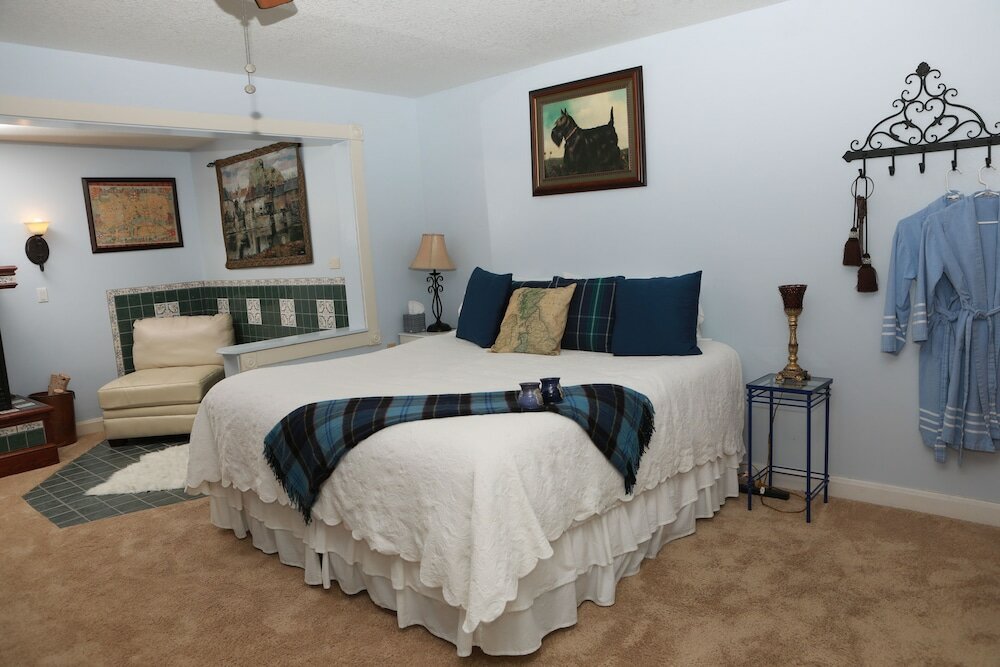 Фото Woodstock Inn B&b