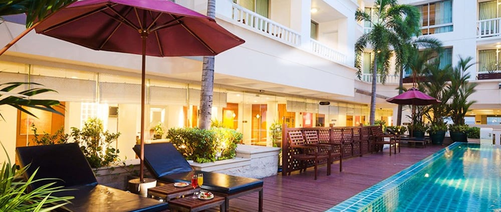 Фото At Ease Saladaeng by AETAS