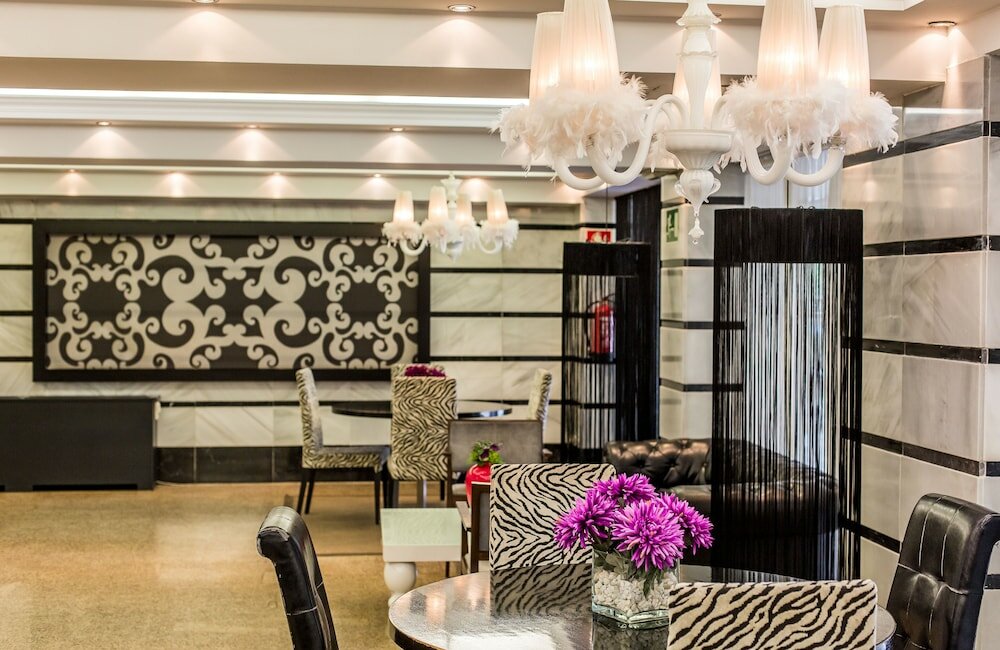 Фото Leonardo Hotel Granada