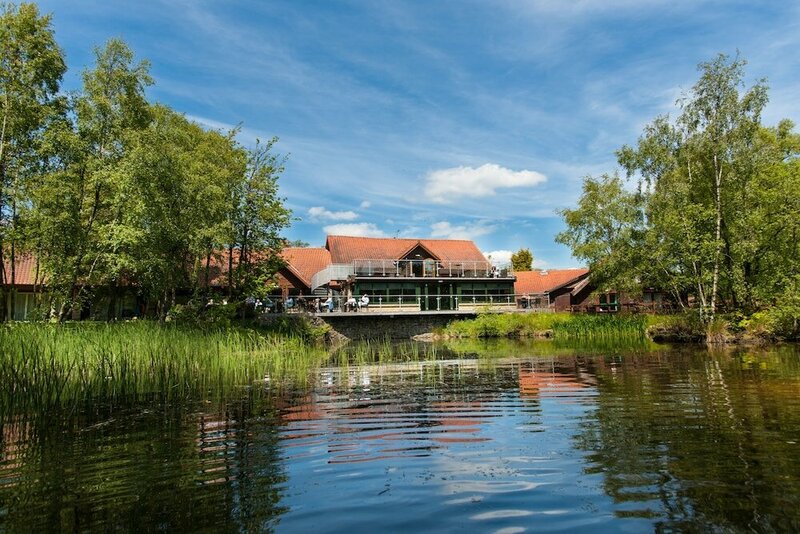 Гостиница Chevin Country Park Hotel & SPA