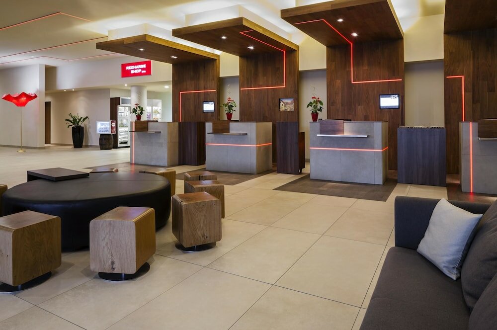 Фото Munich Airport Marriott Hotel