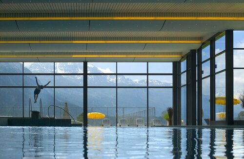 Внешний вид отеля Suvretta House в Са́нкт-Мо́рце, фото 5