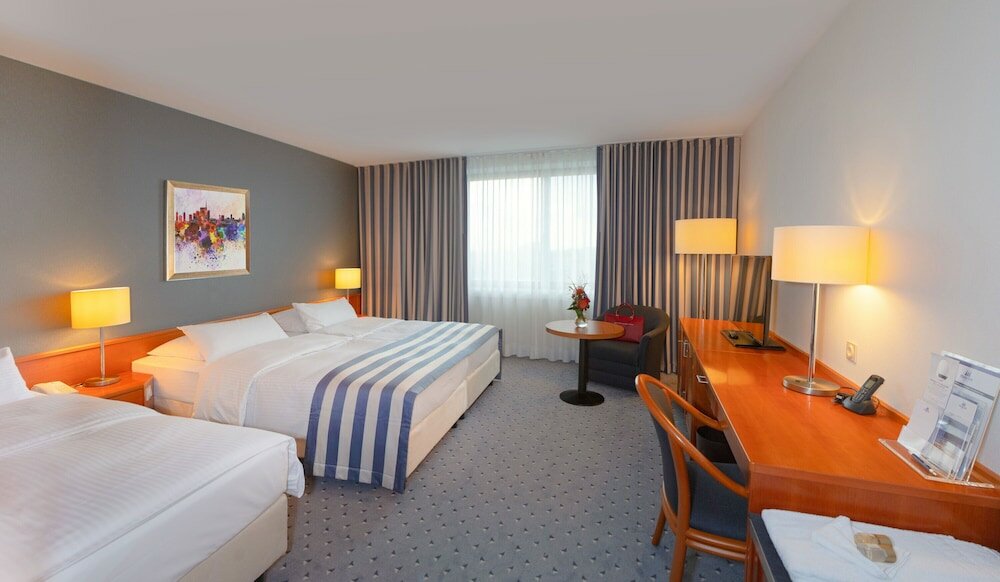 Фото Maritim Hotel Ulm