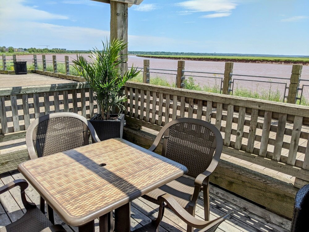 Фото Chateau Moncton Trademark Collection by Wyndham