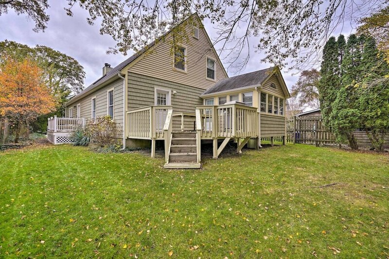 Гостиница Charming Bay Head Retreat - Half-mi to Beach!
