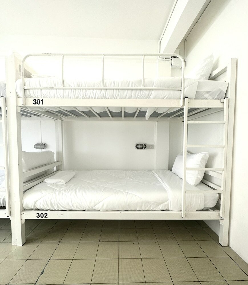 Фото Piccolo Sukhumvit Hostel