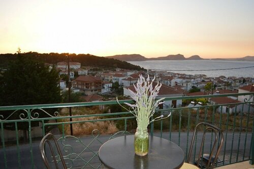 Гостиница Best House Sea View II Pylos Messinias в Пилосе