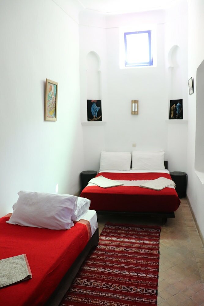 Фото Hotel Riad Dar El Qdima