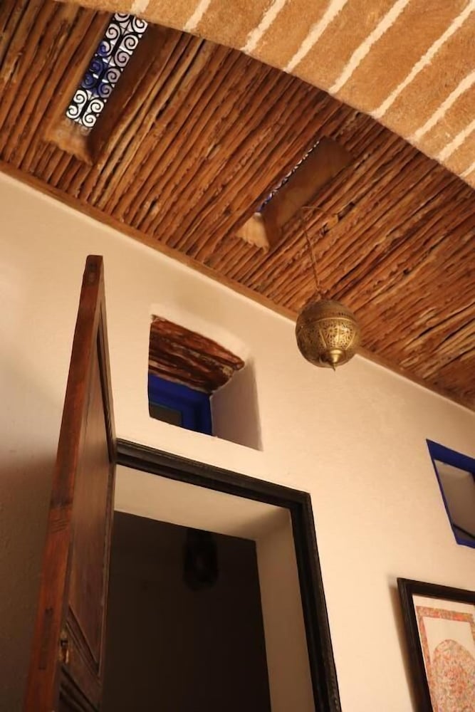 Фото Hotel Riad Dar El Qdima