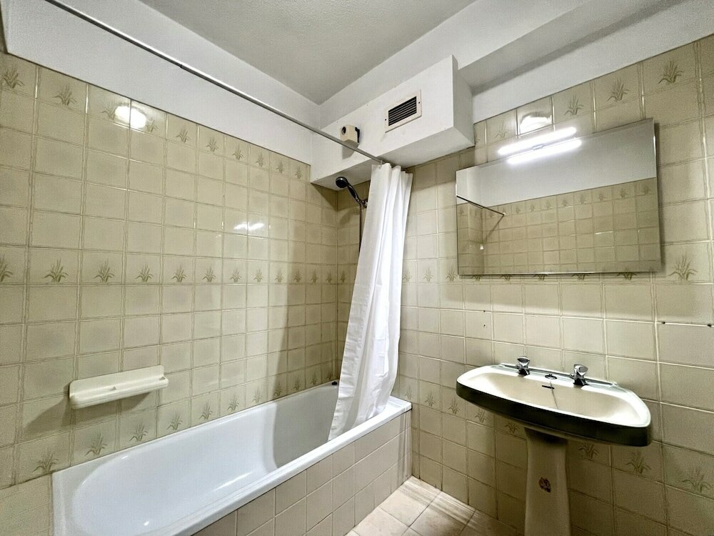 Фото Vilamoura Palm Tree With Pool by Homing