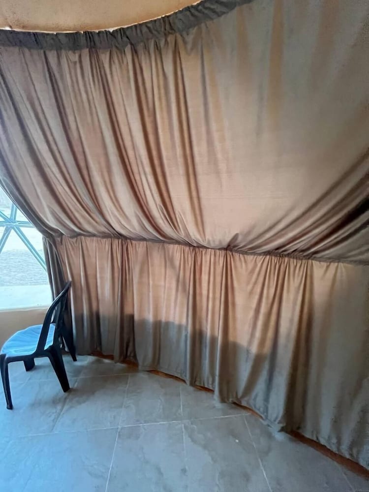 Фото Wild Oryx Camp Bubbles