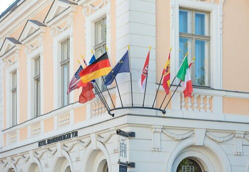 Гостиница Hotel Brandenburger Tor Potsdam в Потсдаме