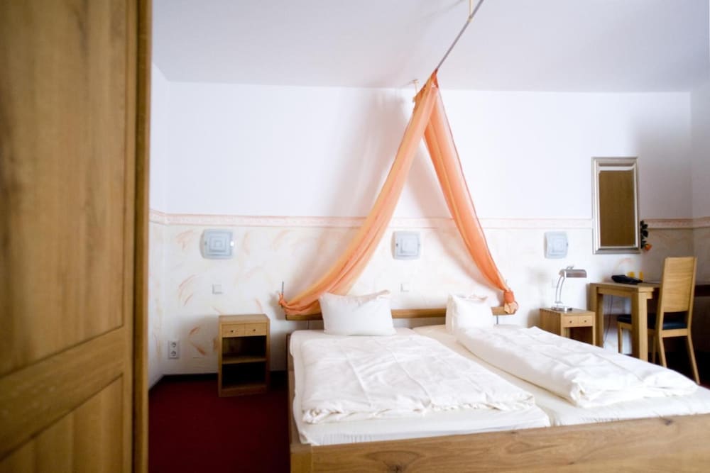 Фото Hotel Restaurant Flora