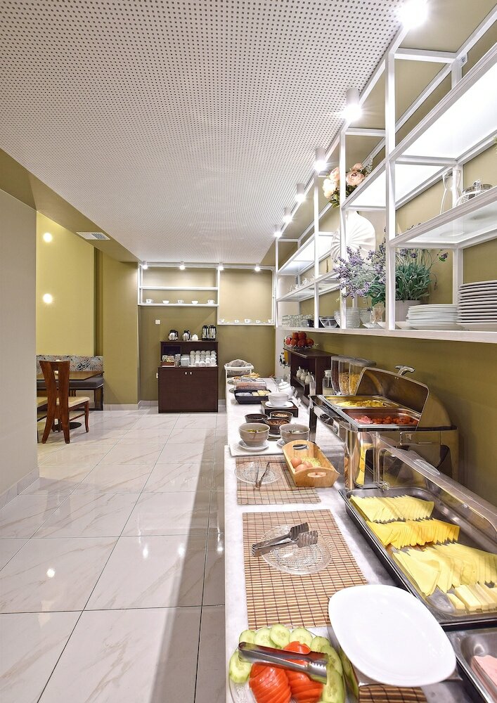 Фото John's Hotel