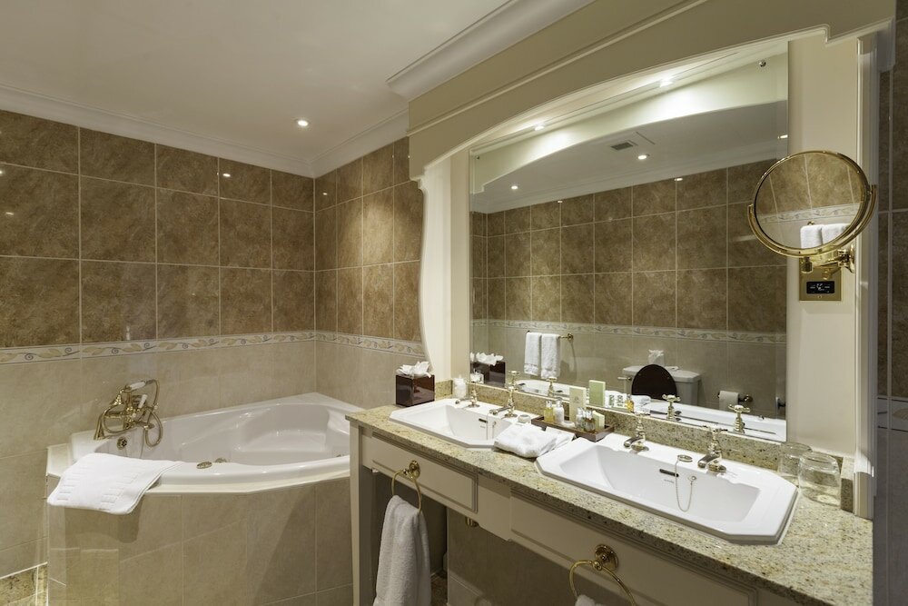 Фото Luton Hoo Hotel, Golf And SPA