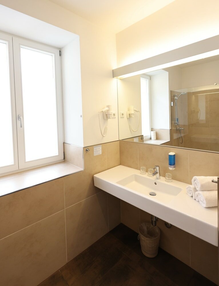 Фото Altstadt Hotel Hofwirt Salzburg