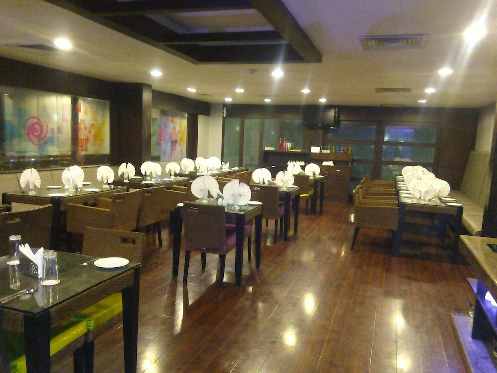 Фото Hotel Saurabh Candy by Peppermint