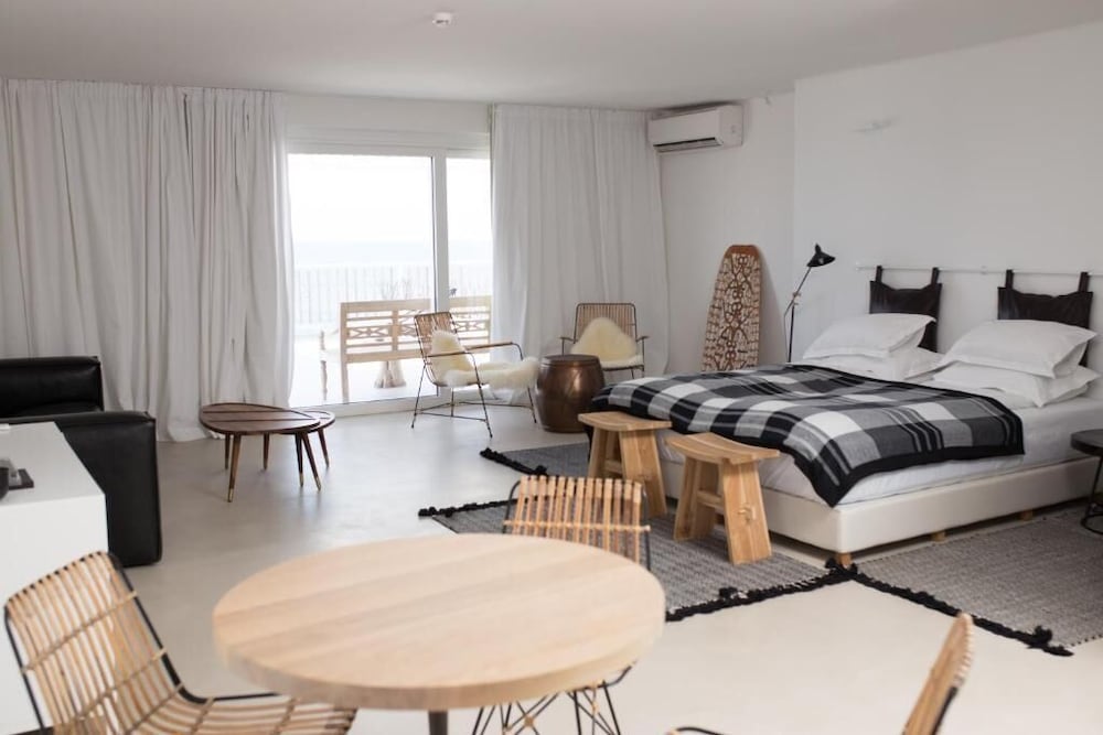 Фото Sea Sense Boutique Hotel