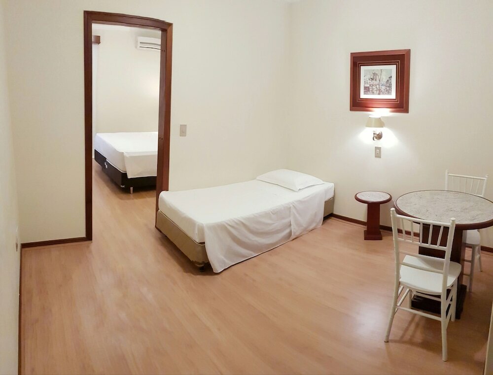 Фото Lizon Curitiba Hotel