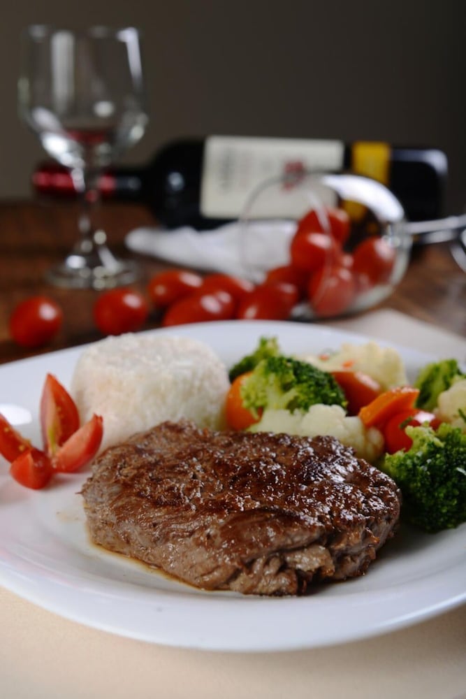 Фото Hotel Deville Express Guaíra