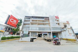 Гостиница RedDoorz Plus @ Hotel Metro Kalibo в Калибо