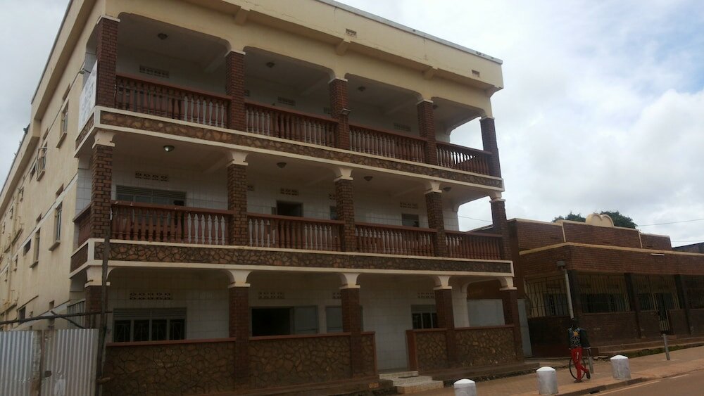 Фото отеля 1