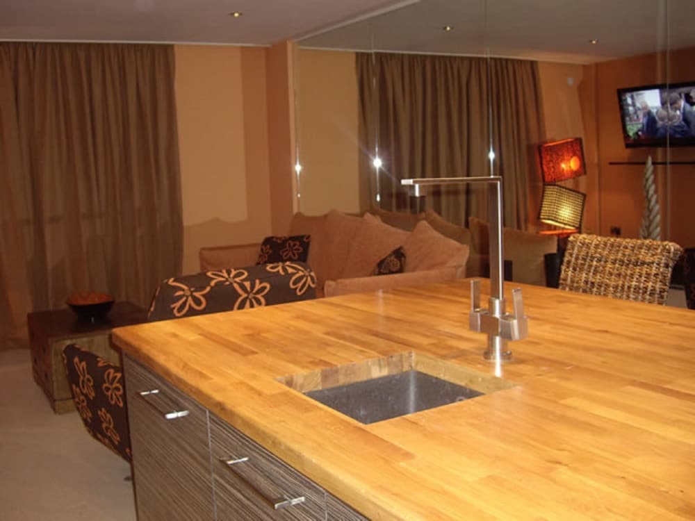 Фото Portland Apartments