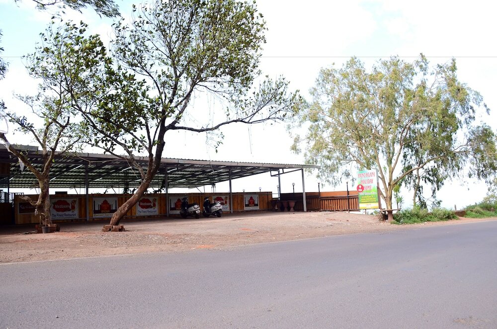 Фото Oyo 6476 Hotel Panchgani Holiday Home